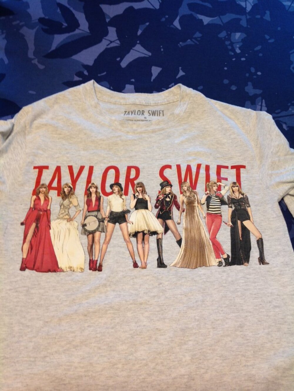 Taylor Swift Red Era Tour Taylor's Version Long Sleeve T-Shirt S